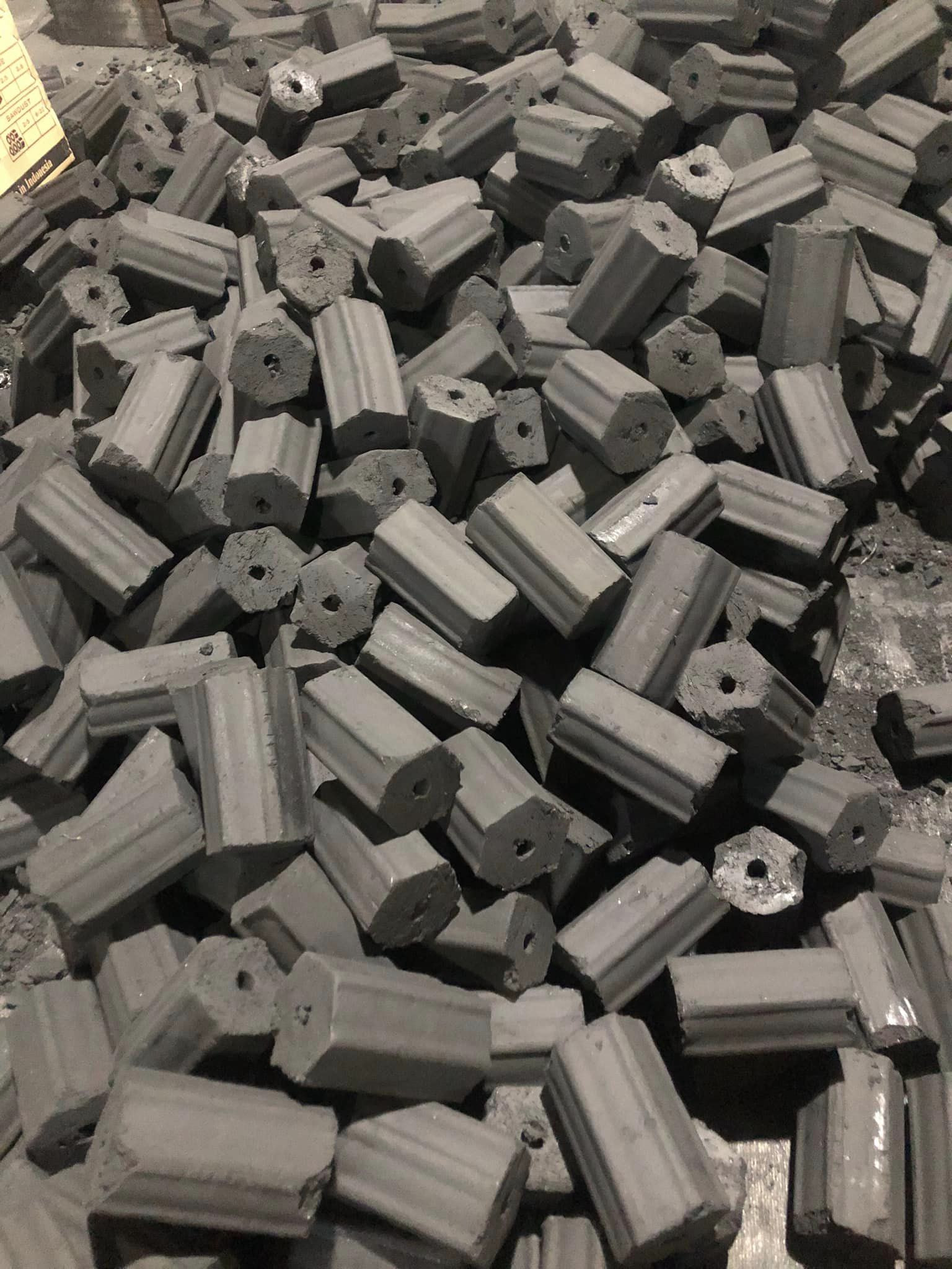 Coconut Charcoal Briquette (BBQ)